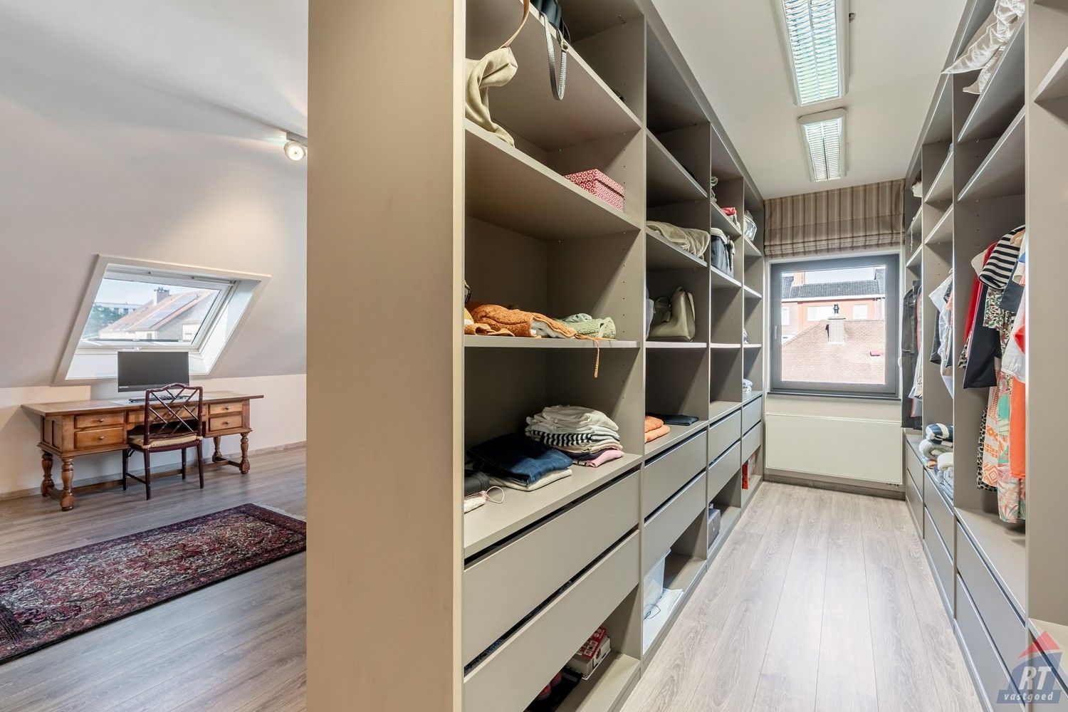 Uitzonderlijk ruime villa op een absolute toplocatie in het stadscentrum van Sint-Truiden foto 18