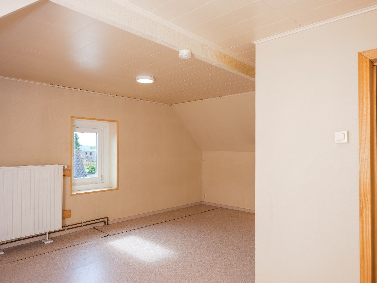 Half-open op te frissen woning met 3 slaapkamers te Gistel  foto 12