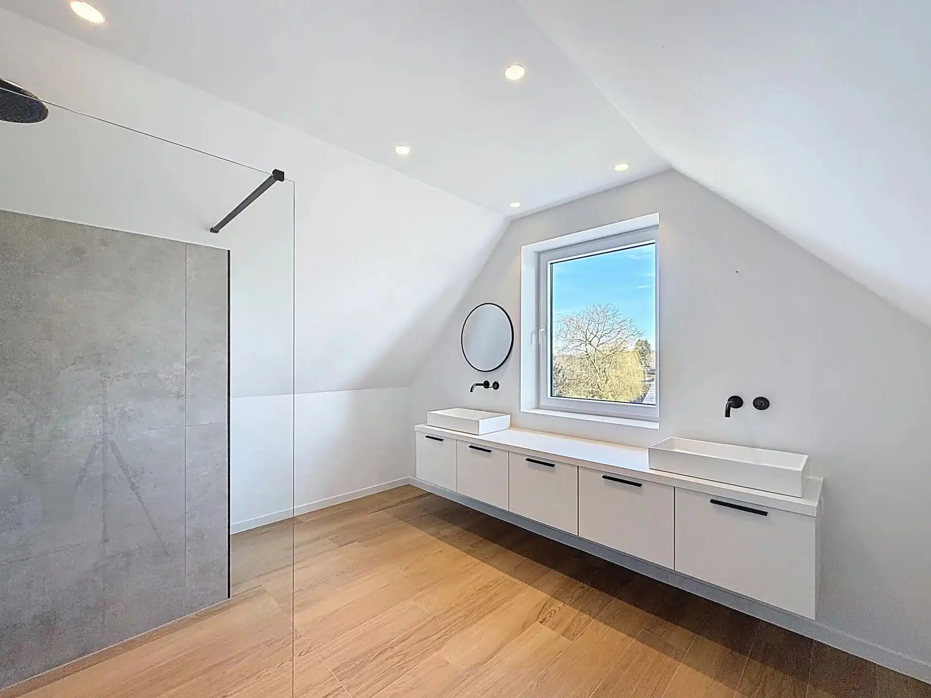 Energiezuinige nieuwbouw woning met 3 slaapkamers en 2 badkamers en omheinde tuin foto 22