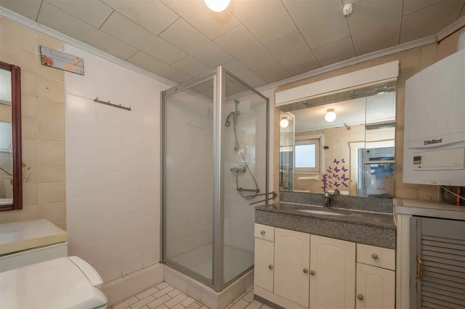 Te renoveren huis met 3 ruime kamers foto 7