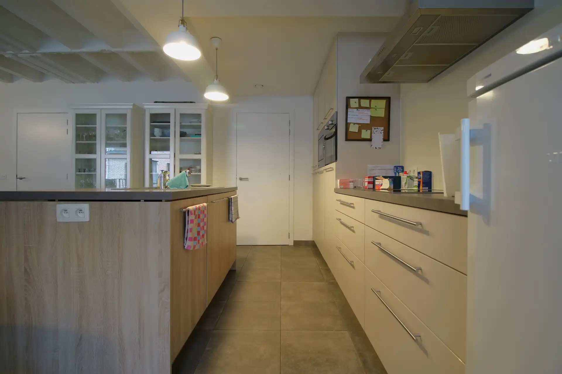 Centraal appt 2 slpk met lift foto 9