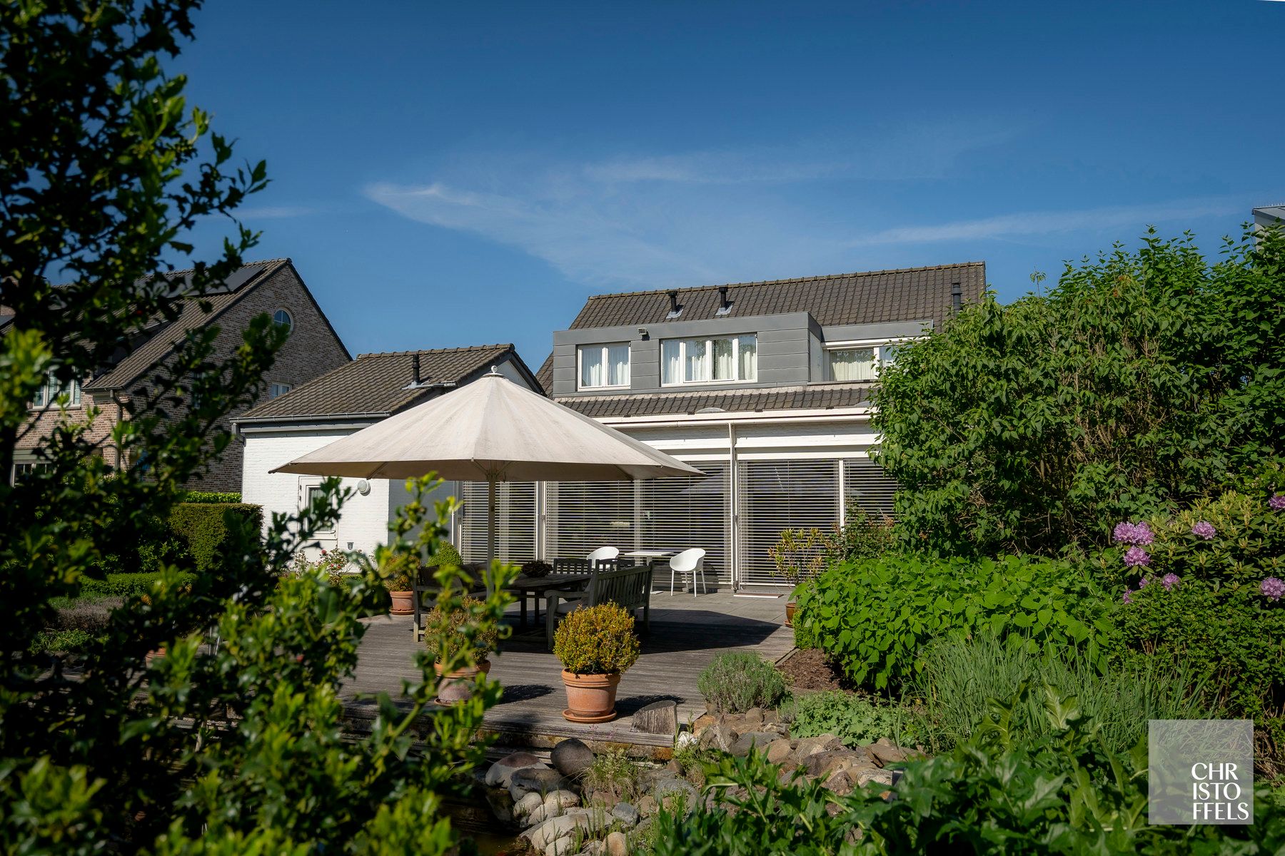 Villa (336m²) met 3 slaapkamers en een zwemvijver op een perceel van 1.219m²!  foto 25