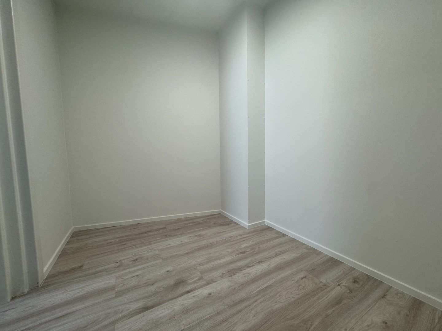 Volledig vernieuwd gelijkvloers-appartement in hartje Opwijk - 2 slpk foto 20