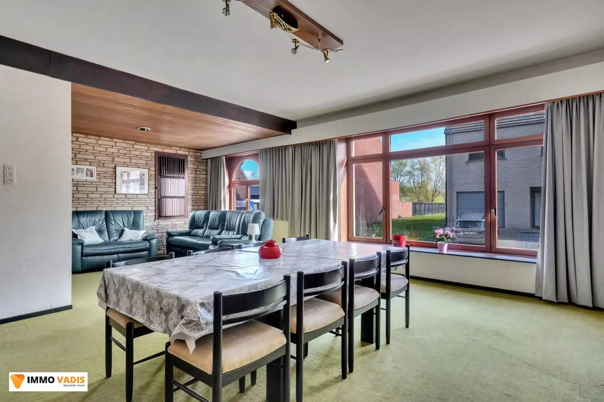 Halfopen bebouwing met 4 slaapkamers en vrijstaande garage foto 12