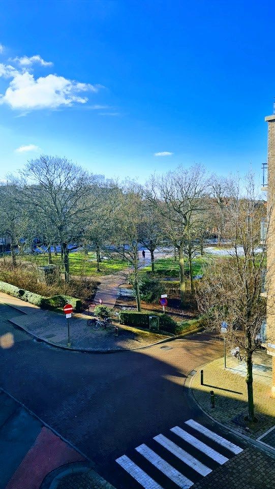 Zonnig 2-slaapkamer appartement in residentiële wijk met open zicht. foto 21