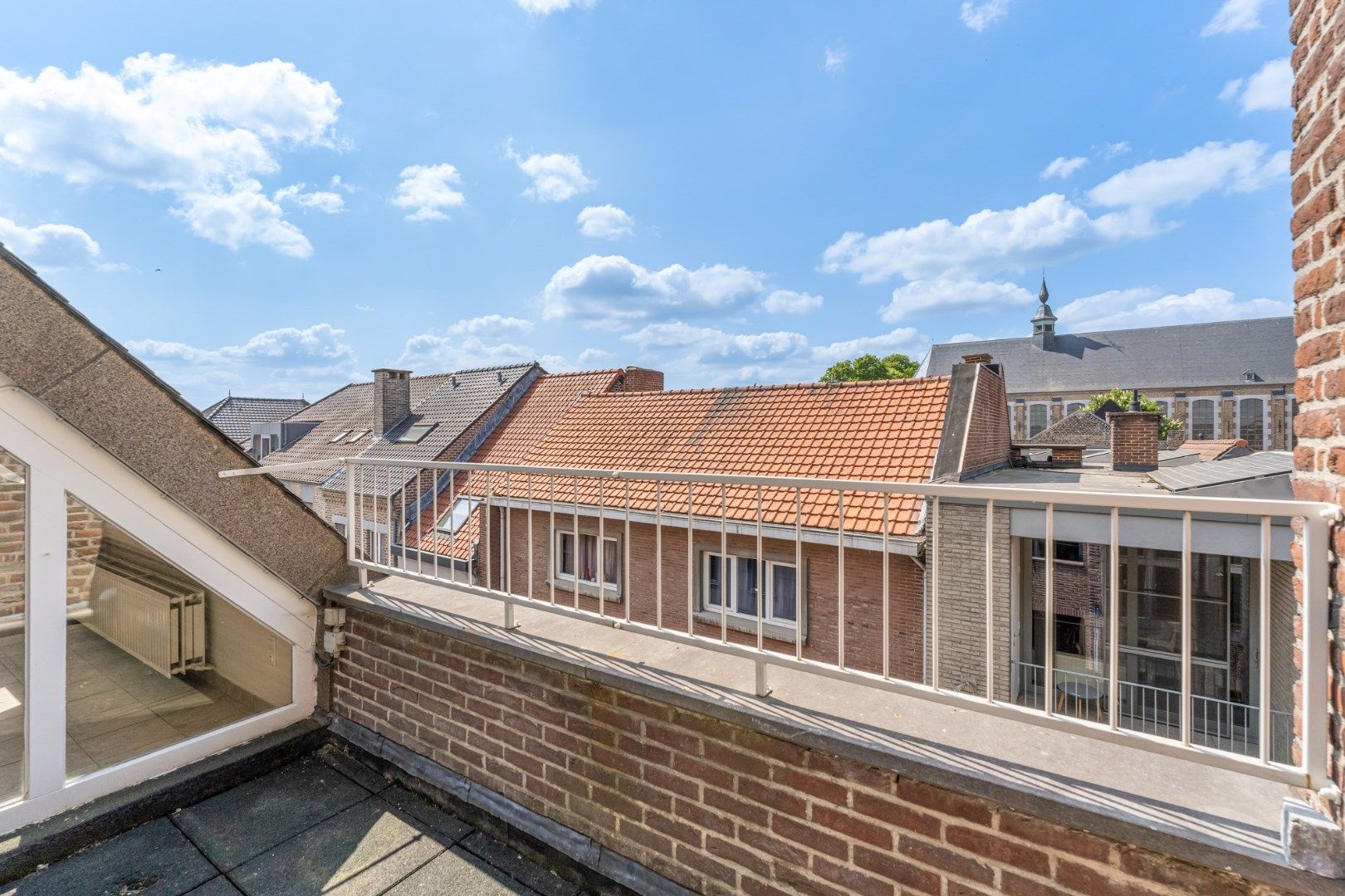 Goed verzorgd, gezellig duplex-appartement in het centrum met 2 slaapkamers, bureelruimte, terras foto 25