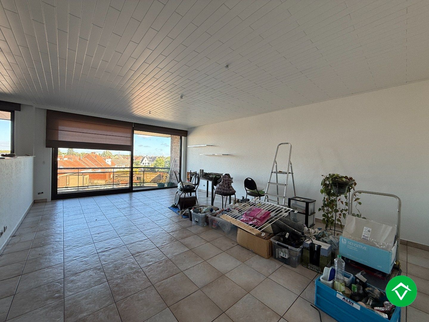 Appartement met twee slaapkamers, terras en garage foto 2