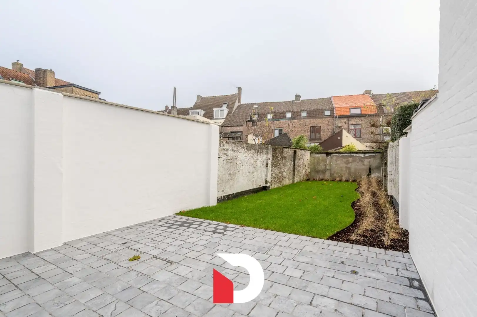 Uniek gerenoveerde burgerwoning met gezellige tuin te Kristus-Koning foto 14