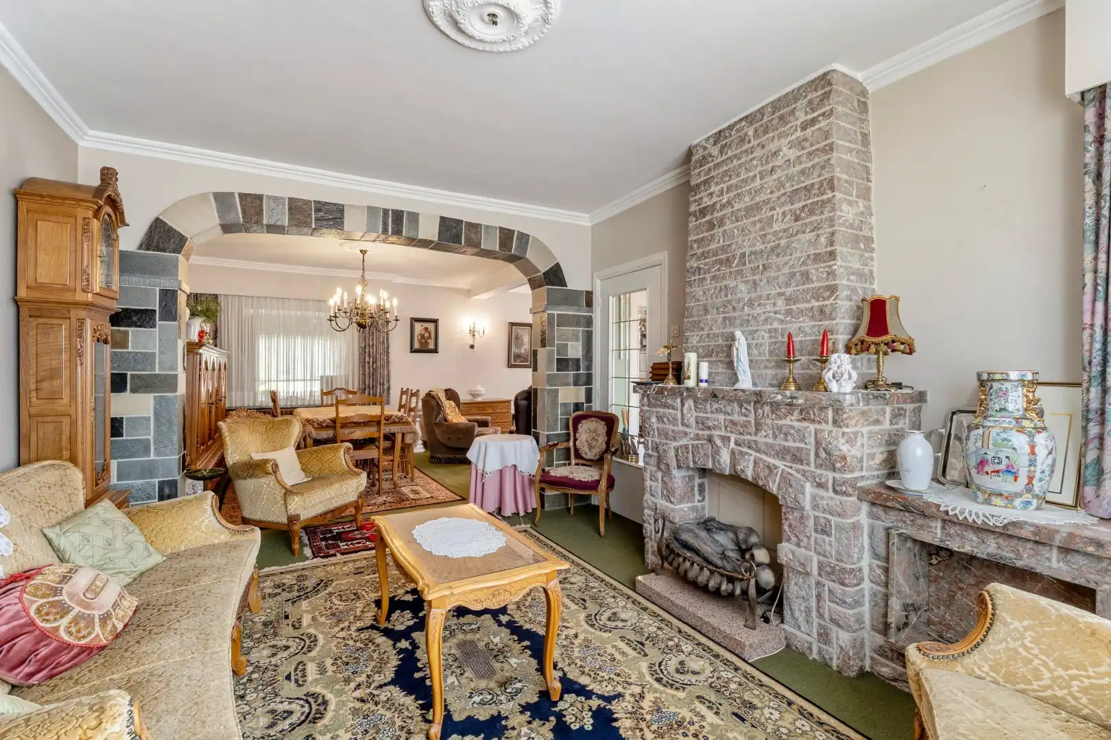 Halfvrijstaande gezinswoning op een ruim perceel van 13a80ca op wandelafstand van het centrum van Opoeteren! foto 13