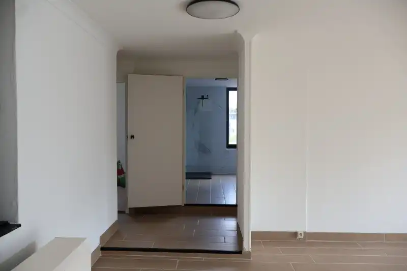Gerenoveerd appartement met 3 slaapkamers en zonnig terras in hartje Genk foto 10