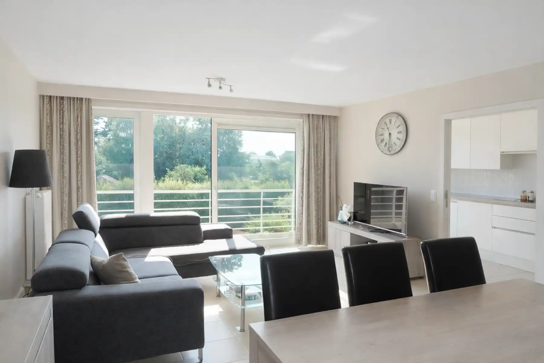 Rustig gelegen appartement met 2 slaapkamers en garage te Beernem foto 7