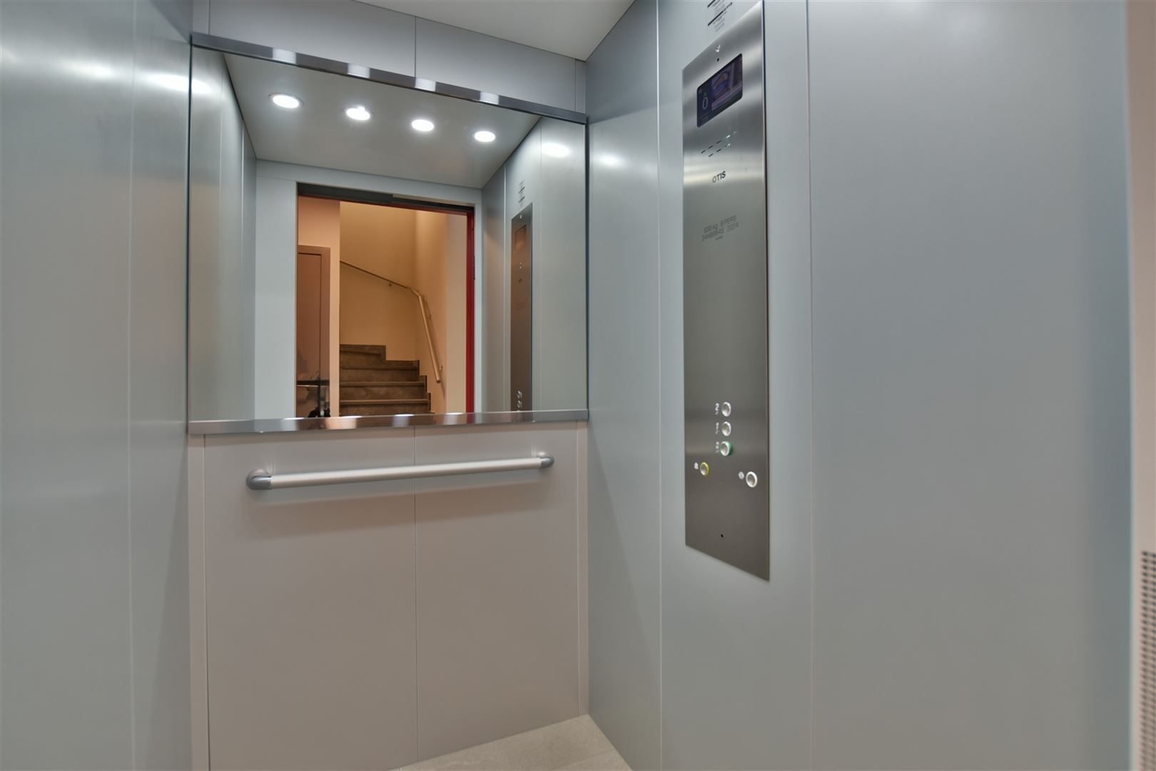 Splinternieuw BEN-appartement (1slpk) te Sint-Gillis-Dendermonde foto 17