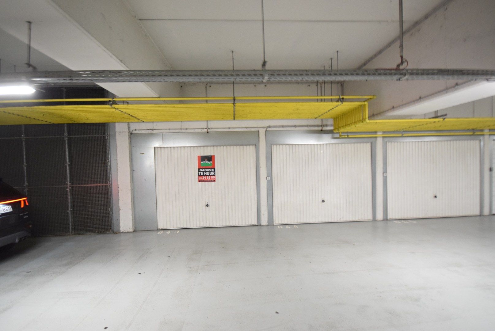 GARAGE  IN DE MUNT  foto 3