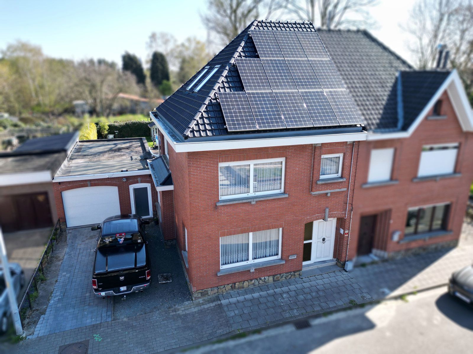 Woning met 3 SLPK, Ruime Garage én Tuin, op een Toplocatie! foto 25