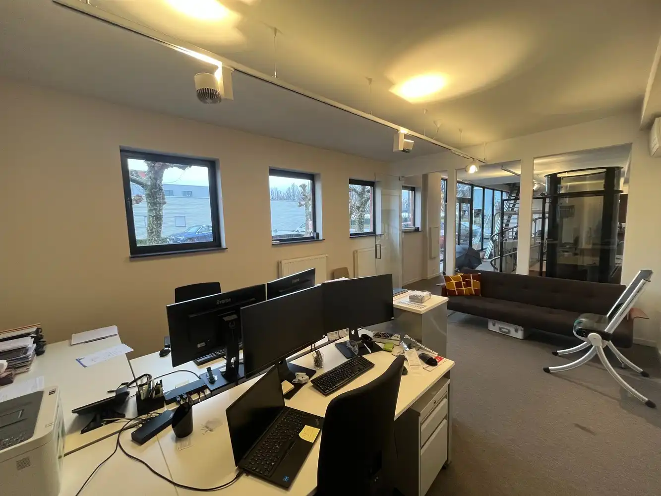 Bedrijfsgebouw +/- 775m² foto 7