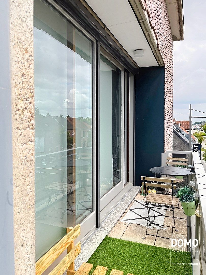 RUIM APPARTEMENT MET 2 SLAAPKAMERS, ZUIDGERICHT TERRAS EN AIRCO foto 6