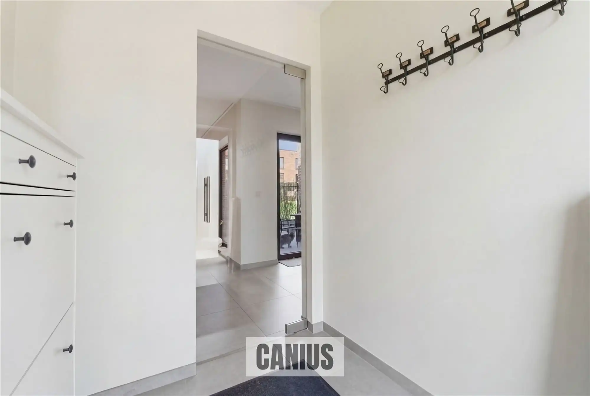 KNAPPE WONING NABIJ HET CENTRUM foto 11