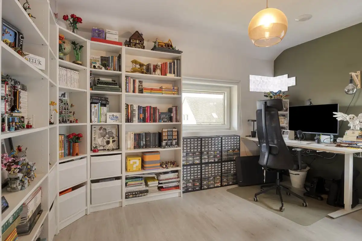 Moderne halfopen woning met 3 slaapkamers te Koop in Evergem foto 9