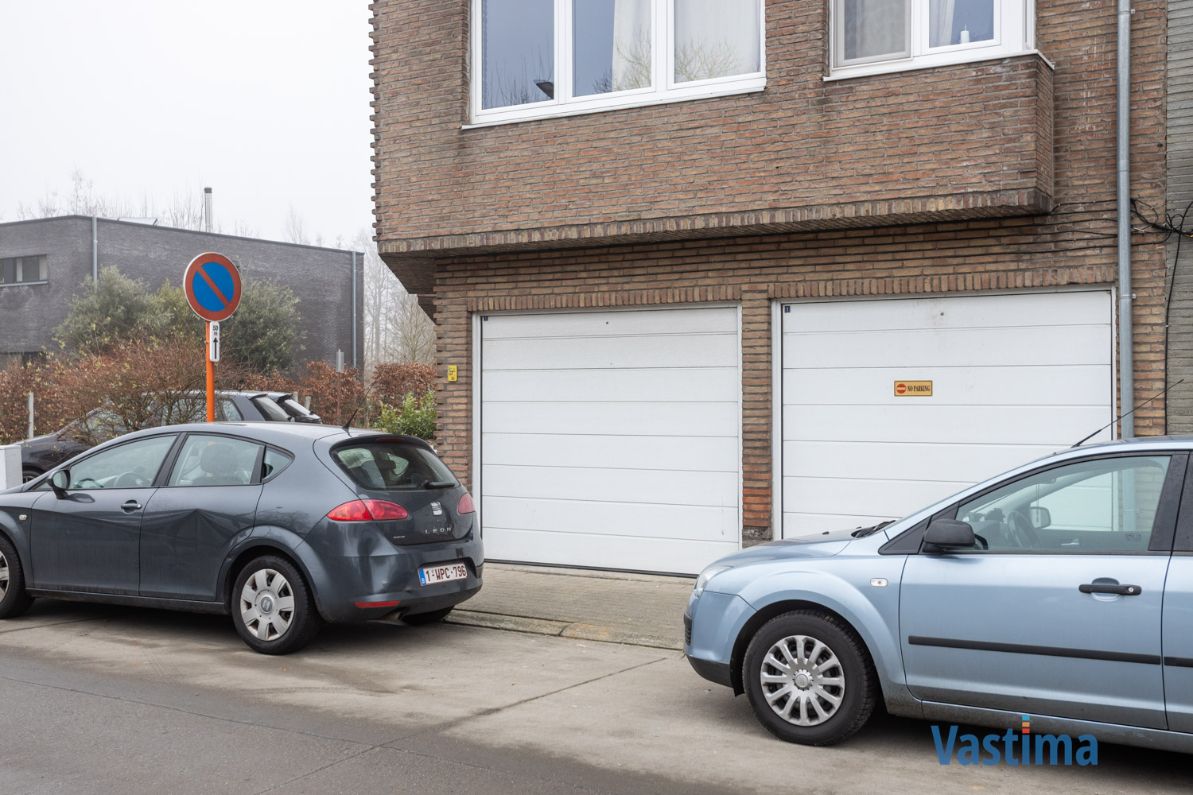 Ruim appartement met 2 slaapkamers en garage in rustige stadsrand foto 15