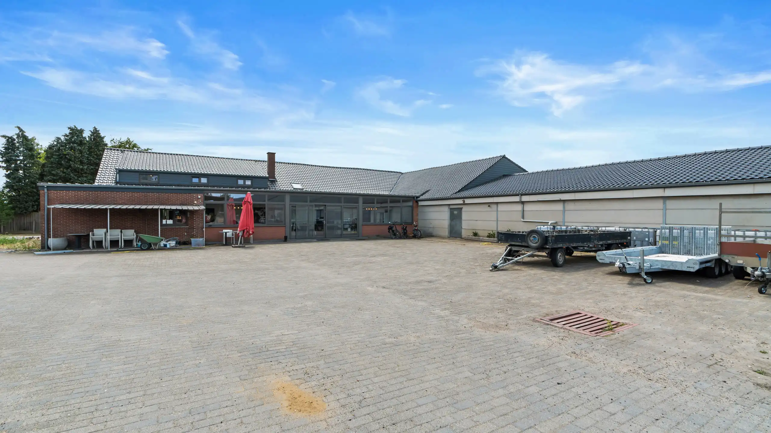 OUDSBERGEN - Zeer ruime landbouwwoning op 2,5ha met loodsen  foto 6