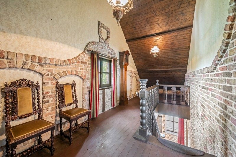 Te renoveren vrijstaande woning met prachtig uitzicht in natuurgebied  foto 16