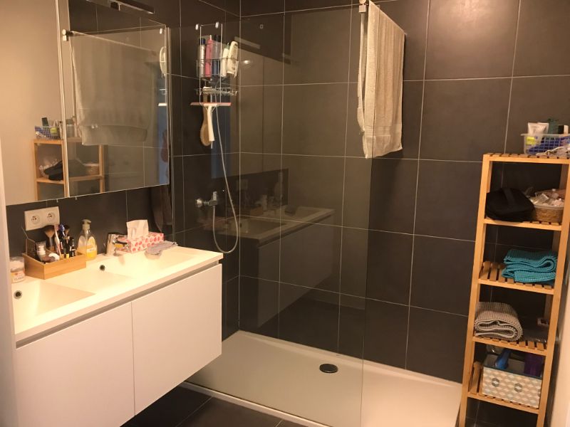 Gezellig zon georiënteerd 2slk appartement met groen uitzicht, met terras, kelder en private garagebox  in afgesloten garagecomplex op wandelafstand van centrum van EEklo foto 16