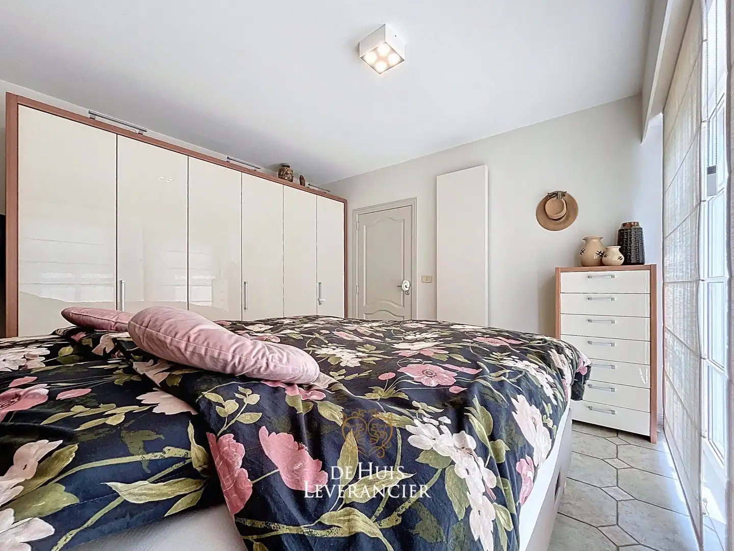 Instapklare vrijstaande woning op top-locatie ! foto 16