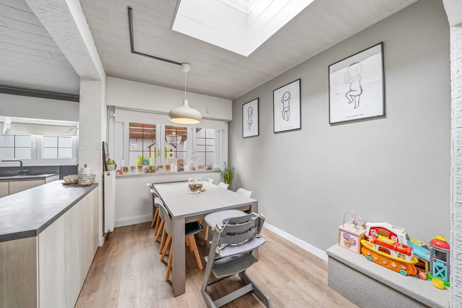 Instapklare woning met 4 slaapkamers te Oostende foto 6
