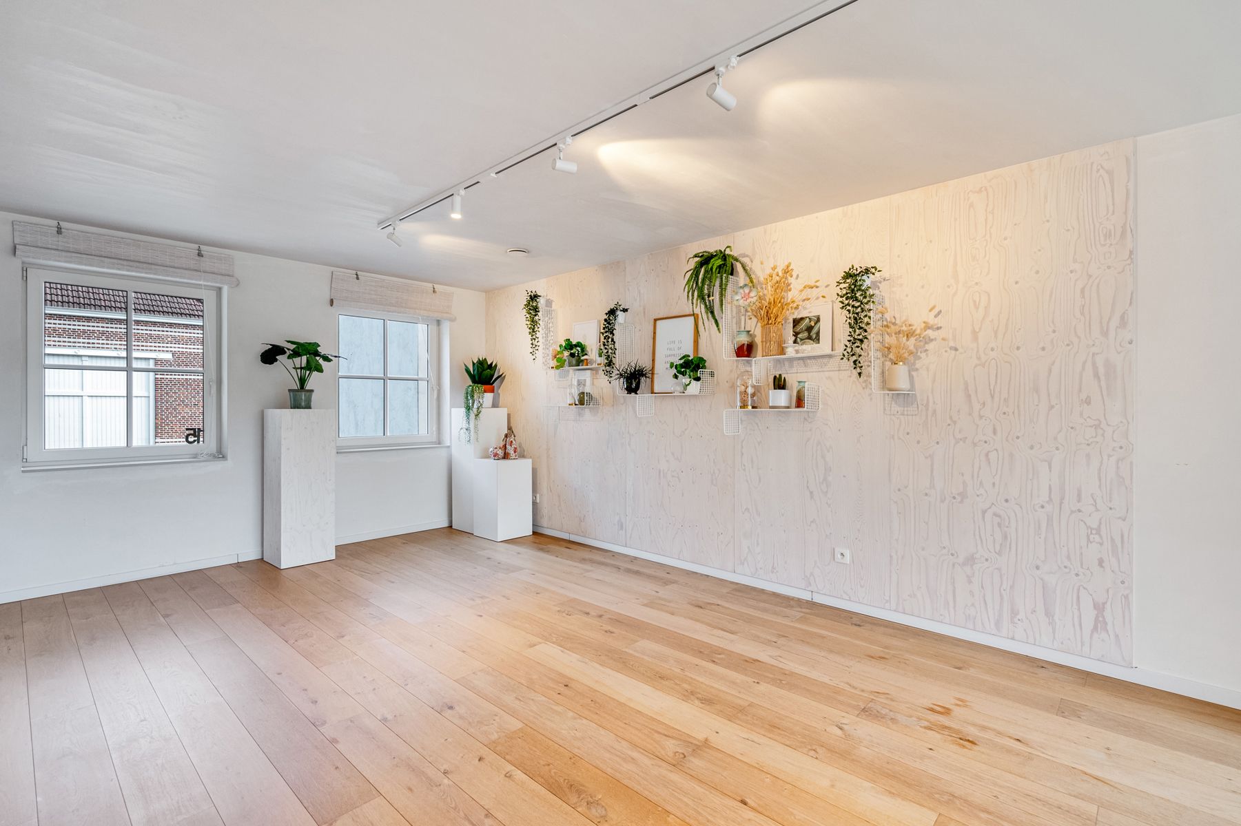 Stijlvolle energiezuinige gezinwoning 4slpk’s en tuintje! foto 2