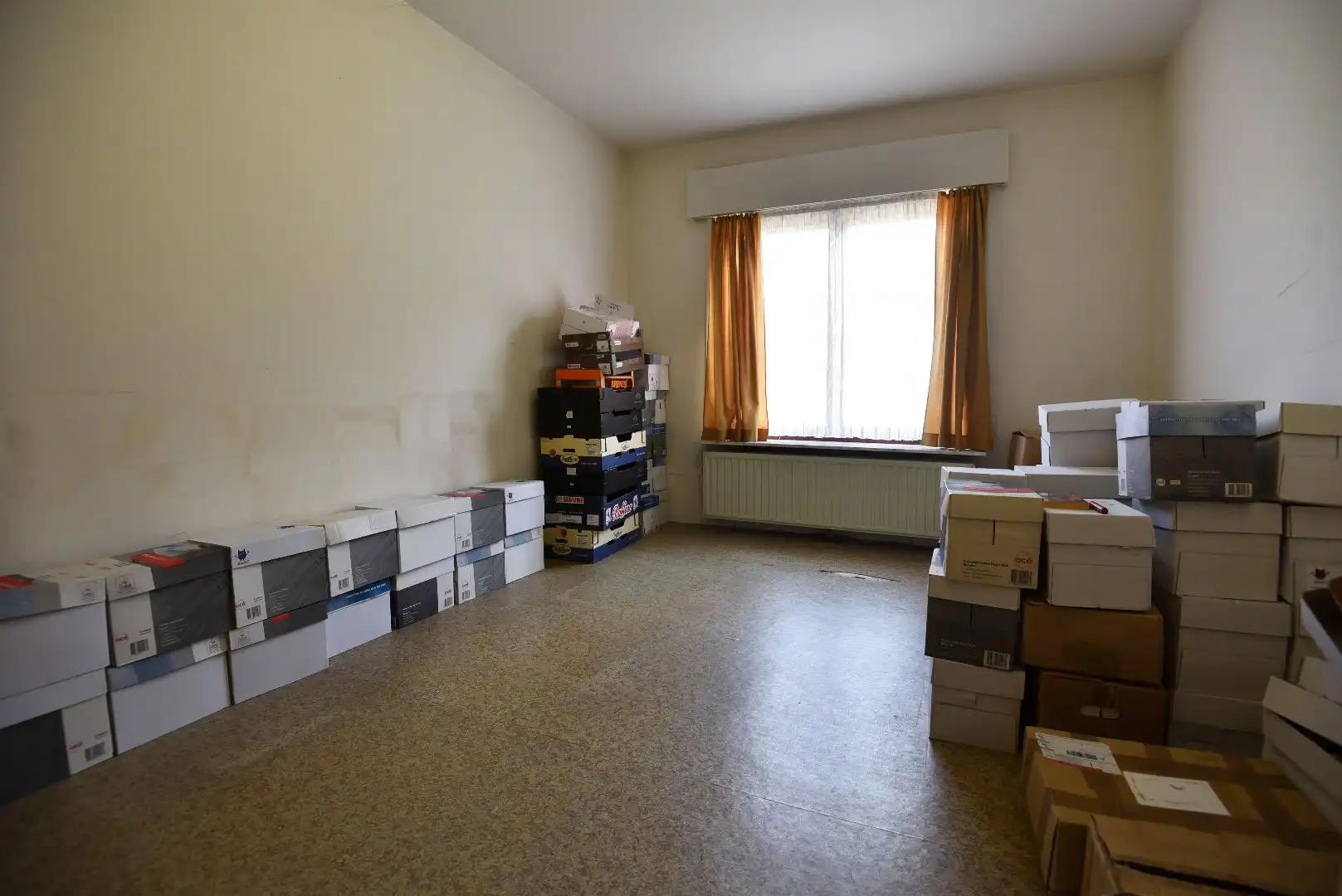Op te frissen woning met 3 slpks in de Bloemenwijk in Maldegem foto 9