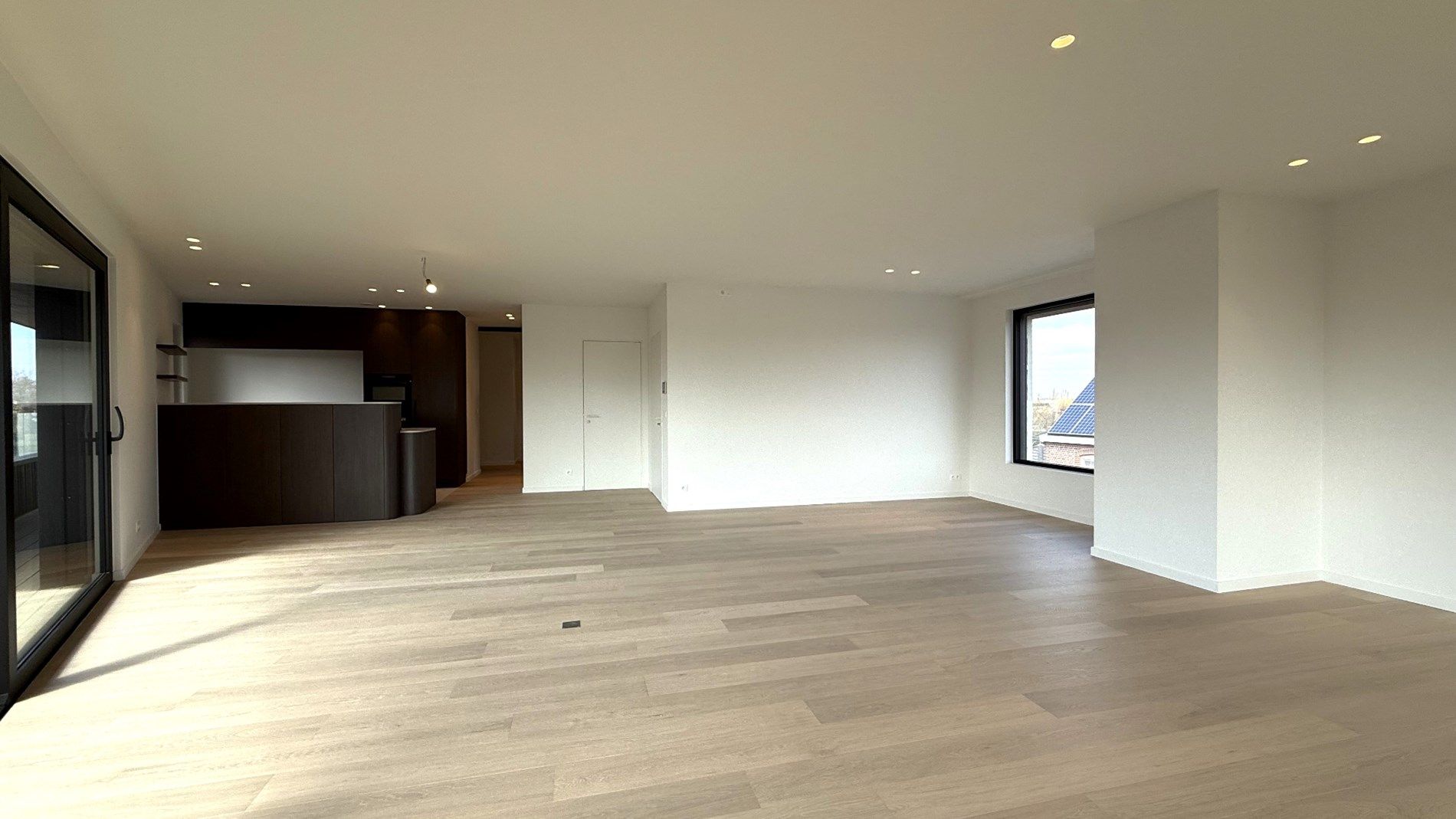 Uniek Penthouse TE HUUR in Waregem! foto 3