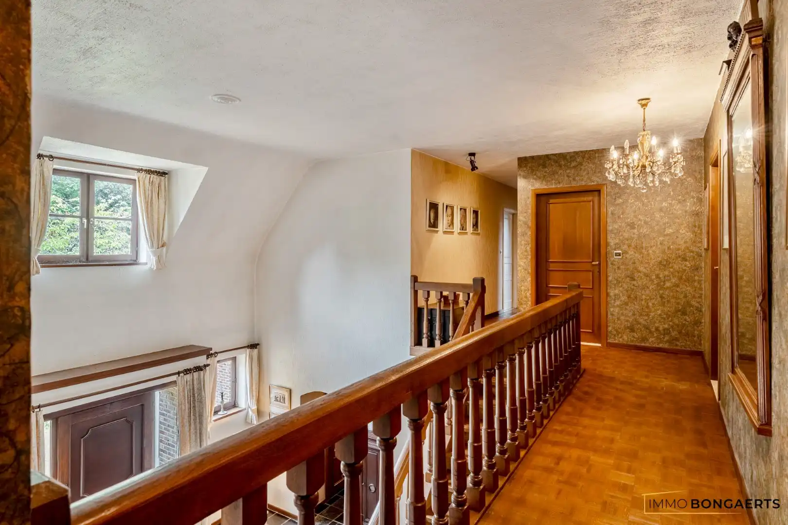 Prachtige villa met praktijkruimte en royale tuin in Houthalen-Oost foto 25