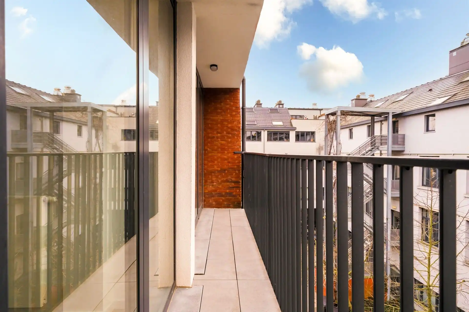 Vlakbij de Tour & Taxis site, prachtig nieuw duplex met 2 slaapkamers en terrassen ! foto 11