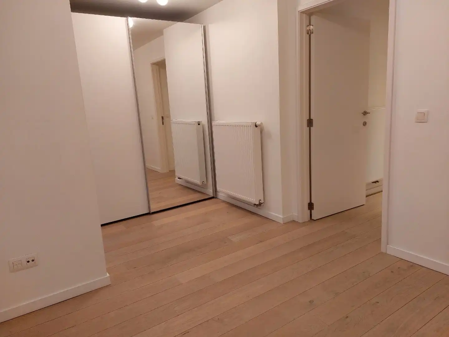 PRACHTIG RECENT APP. GELEGEN JOZEF II STRAAT - TOPLIGGING! foto 16