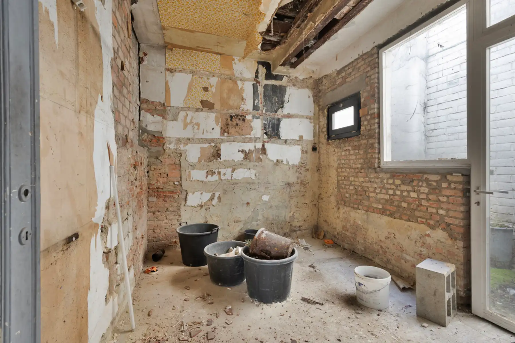 Hoekpand handelspand met toekomstpotentieel foto 12