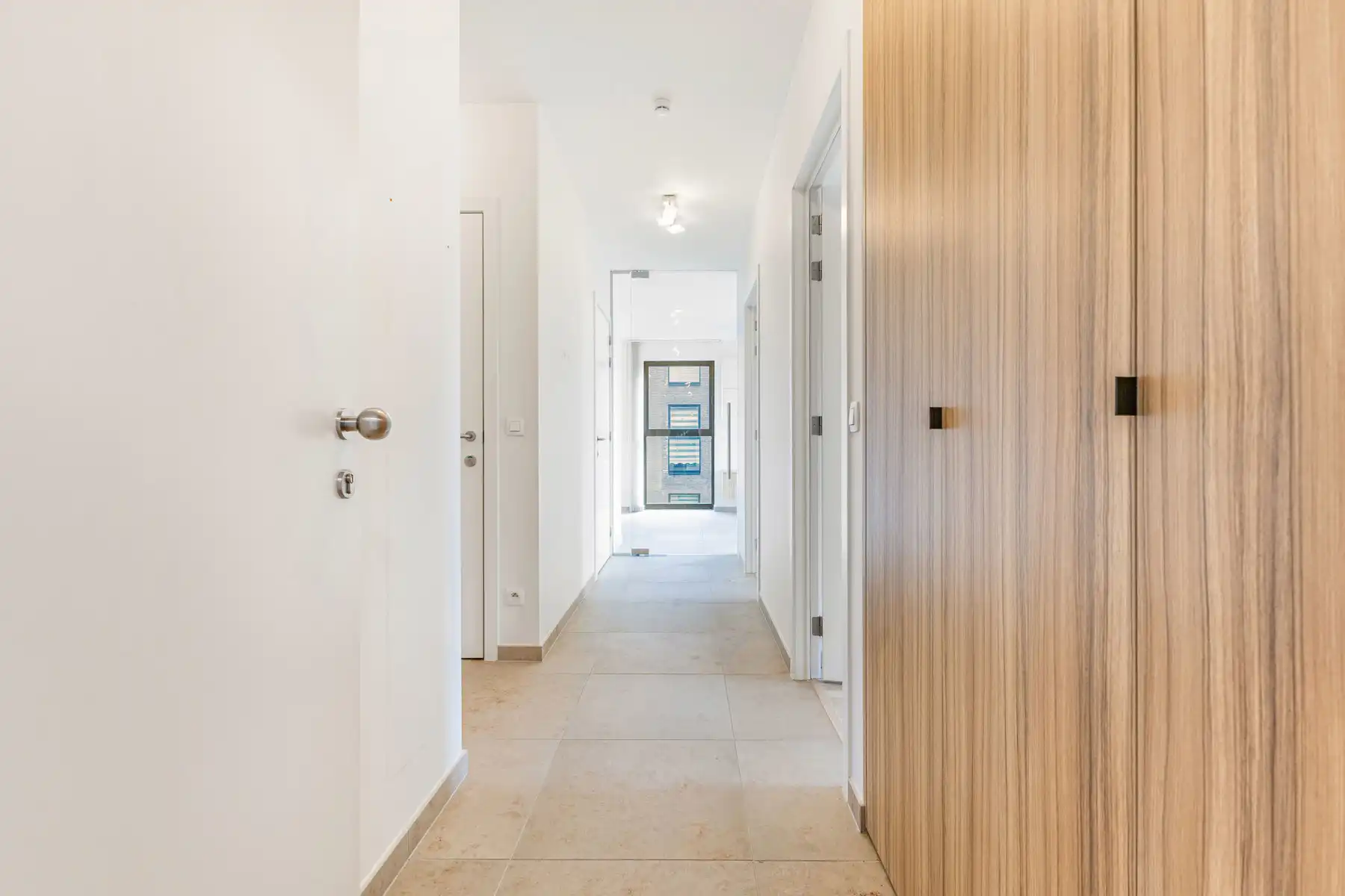 Prachtig appartement met 3 slaapkamers en staanplaats foto 6
