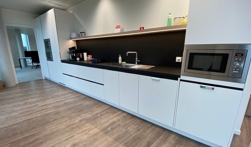 High-end gemeubelde kantoren te koop op The Loop in Gent foto 15