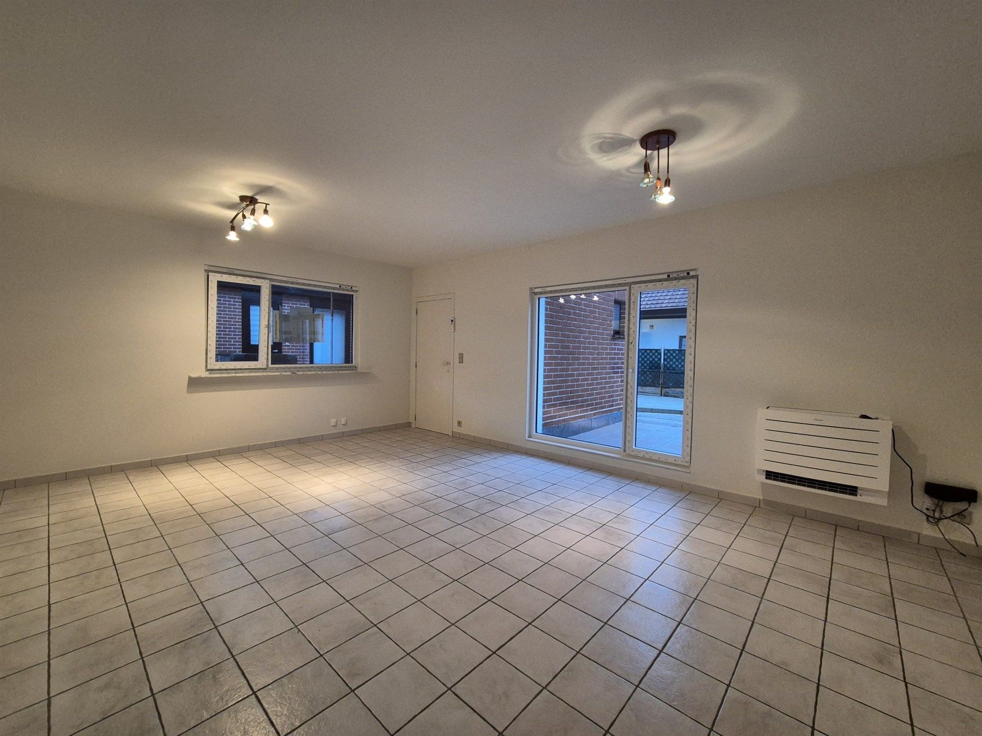 Opgeknapt 1-slaapkamer appartement op de eerste verdieping. foto 4