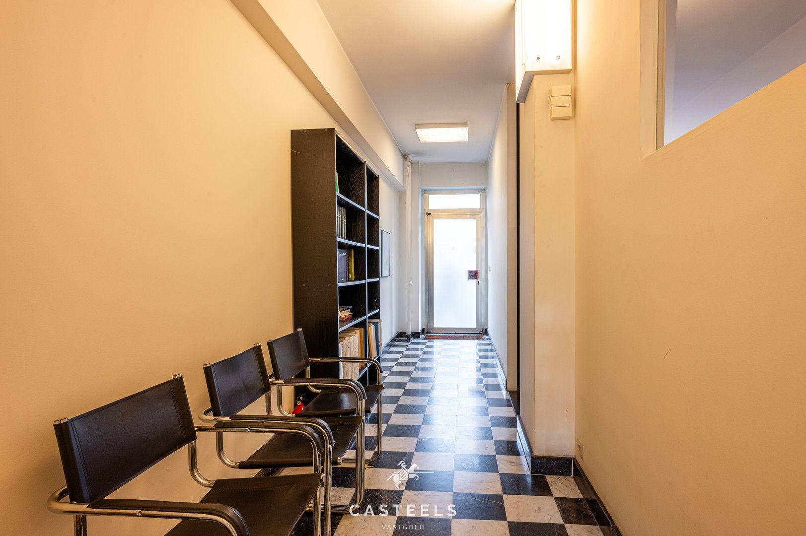 Kantoorruimte te koop op een toplocatie aan de Coupure foto 2