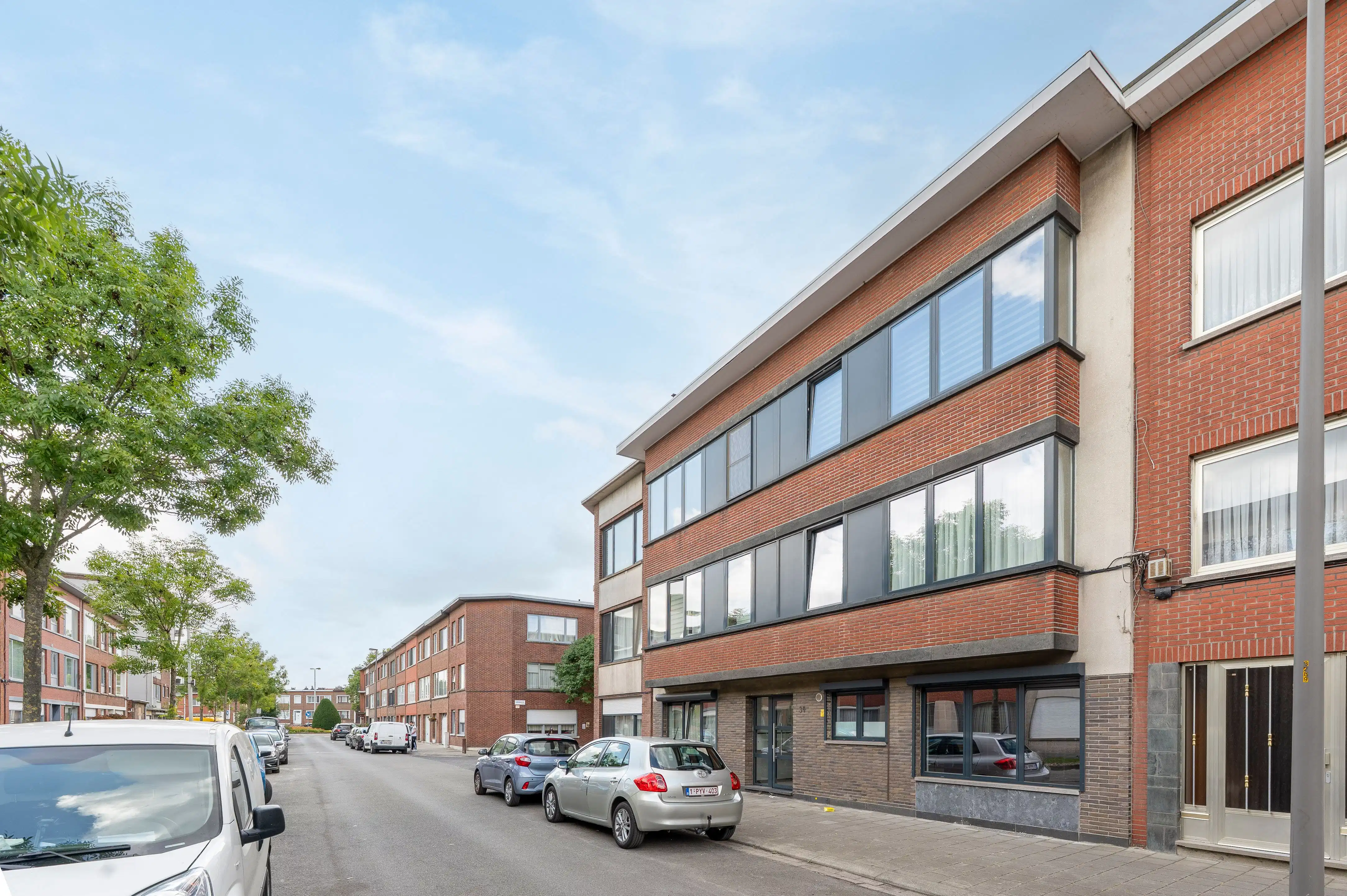 Lichtrijk twee slaapkamer appartement op centrale locatie te Merksem! foto 15