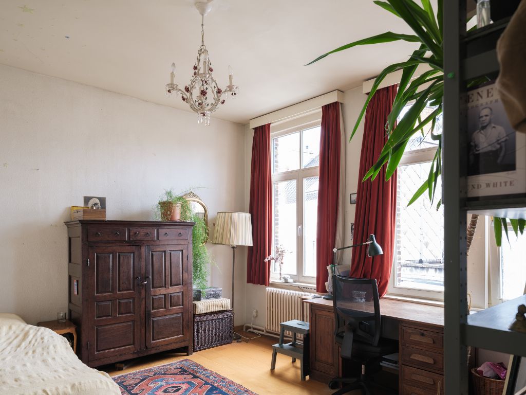 Bijzondere herenwoning met unieke ligging aan het water foto 12