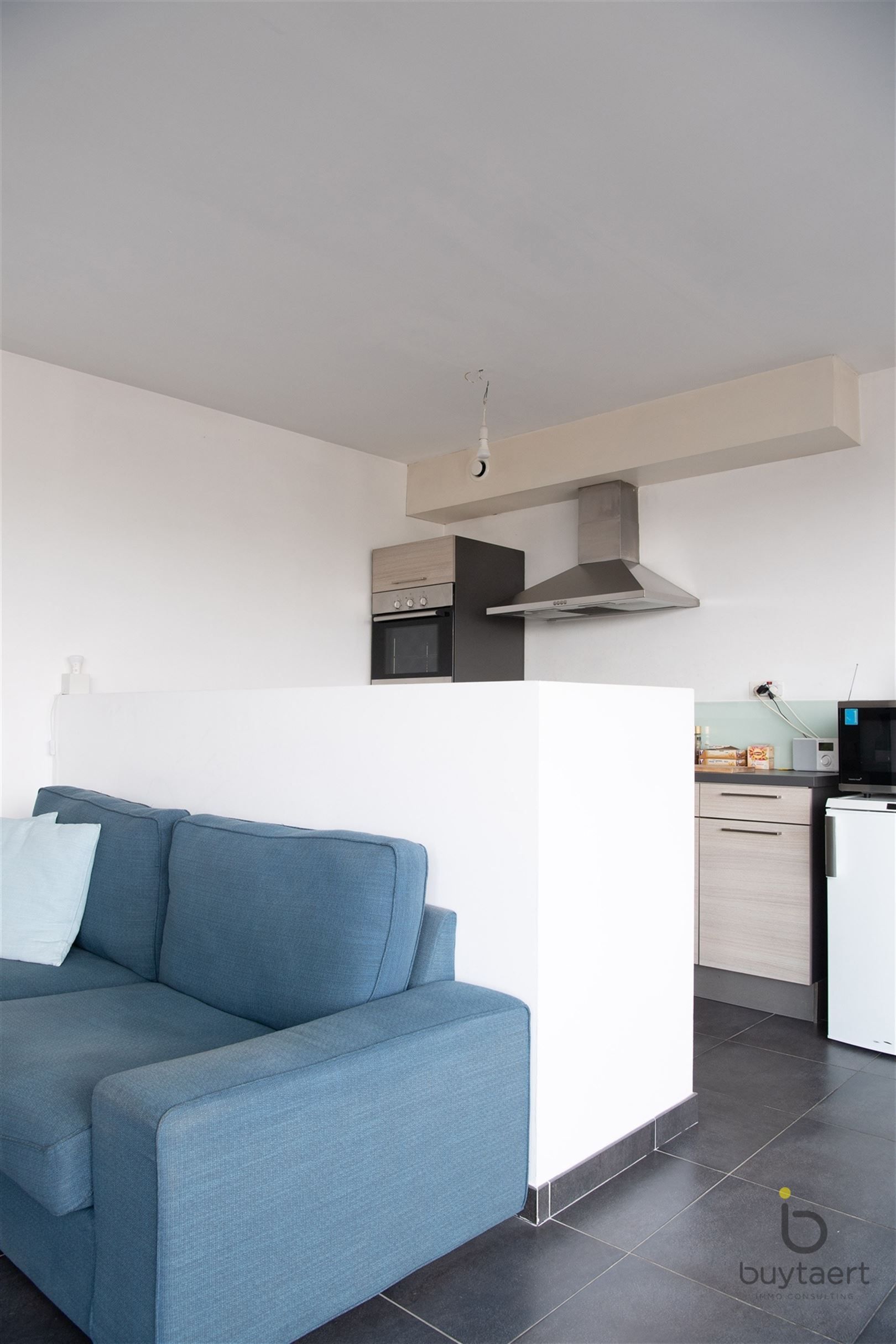 Lichtrijk hoekappartement met prachtig vergezicht over de stad + P foto 6