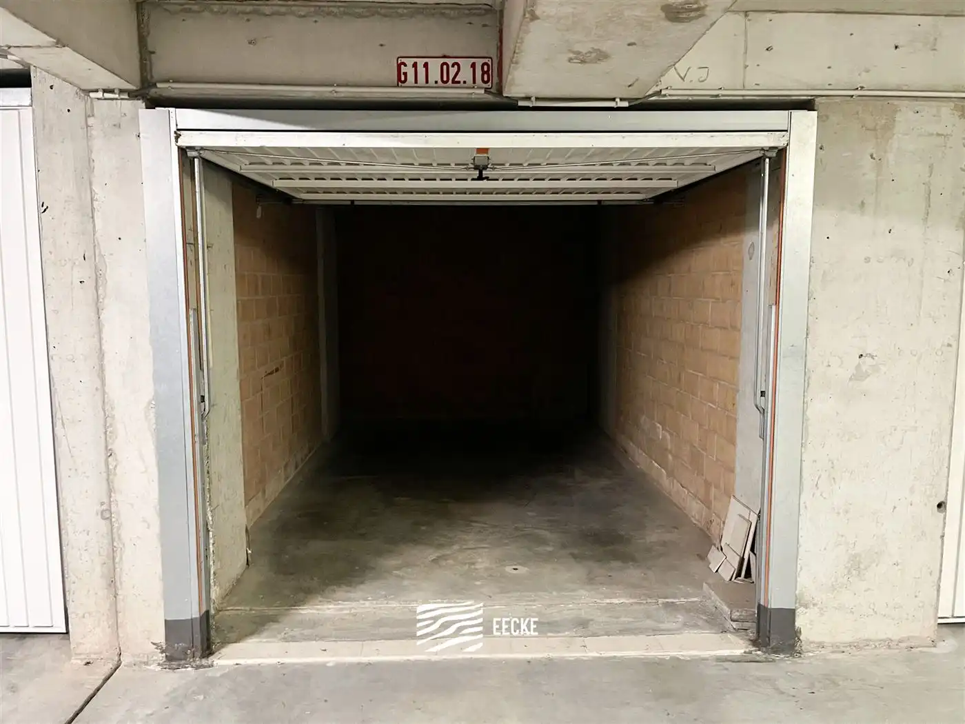 Parking - gesloten garagebox foto 2