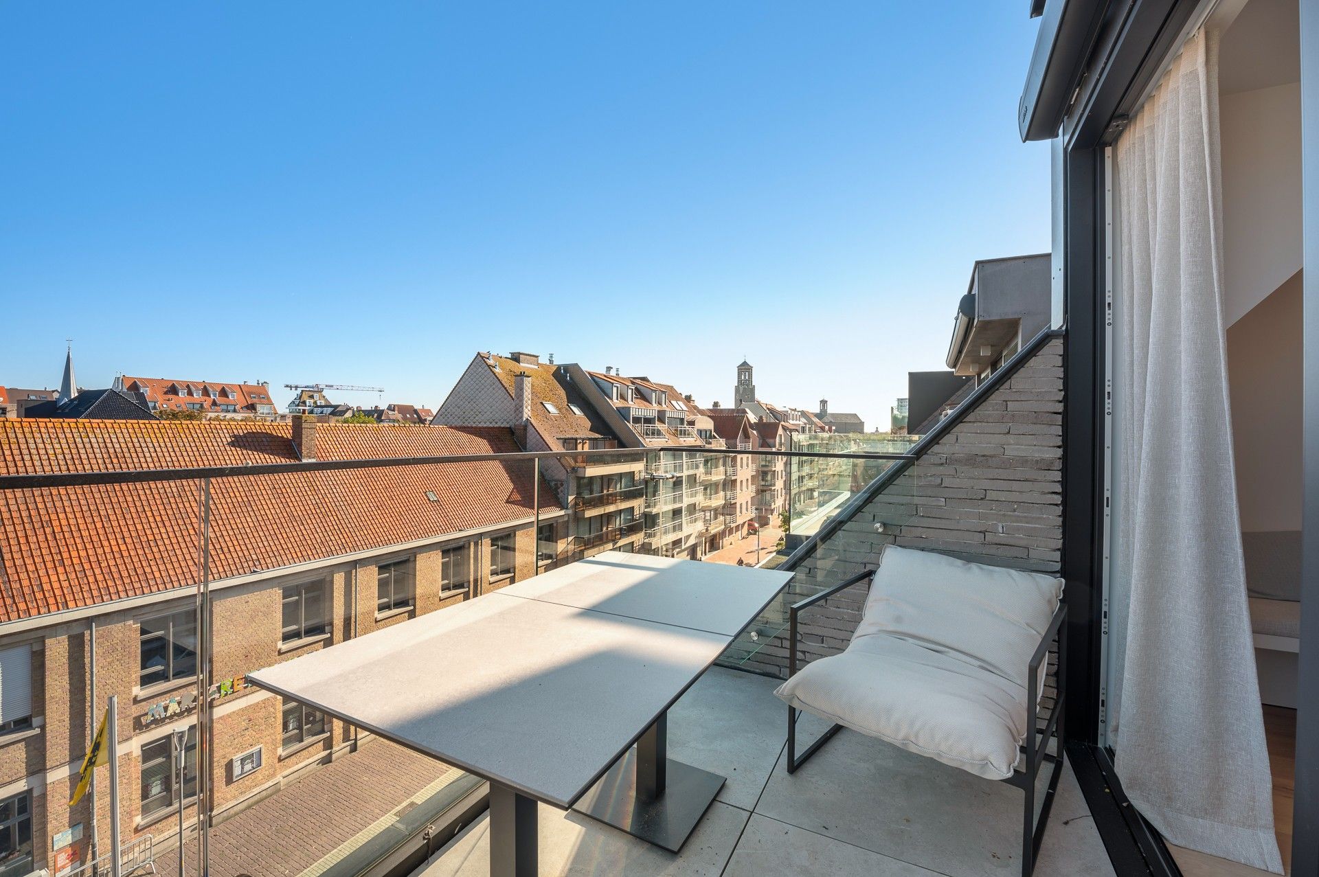 Stijlvol duplex appartement met zonnige terrassen nabij het centrum van Knokke foto 5