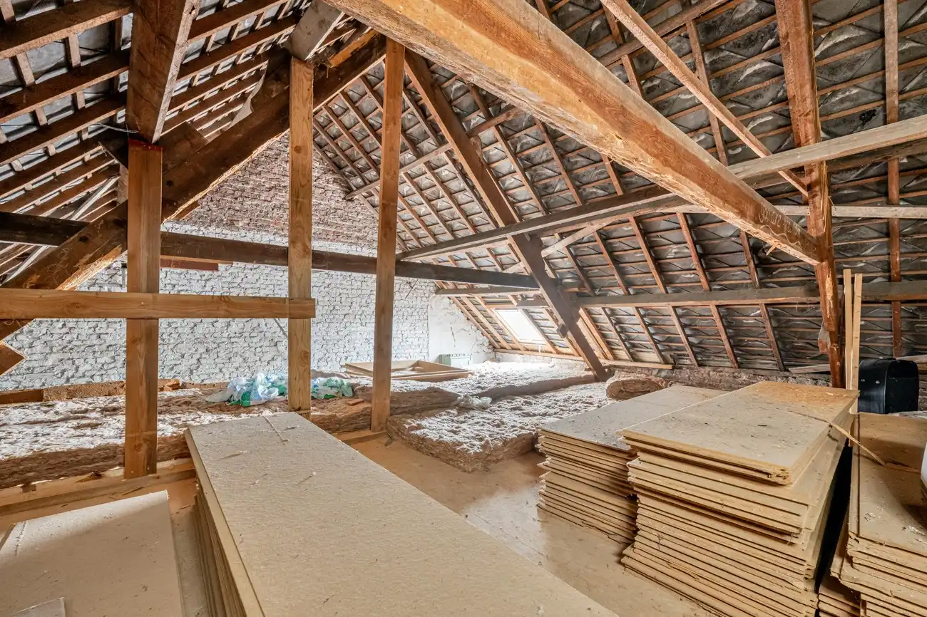 Karaktervolle interbellumwoning met loods foto 26
