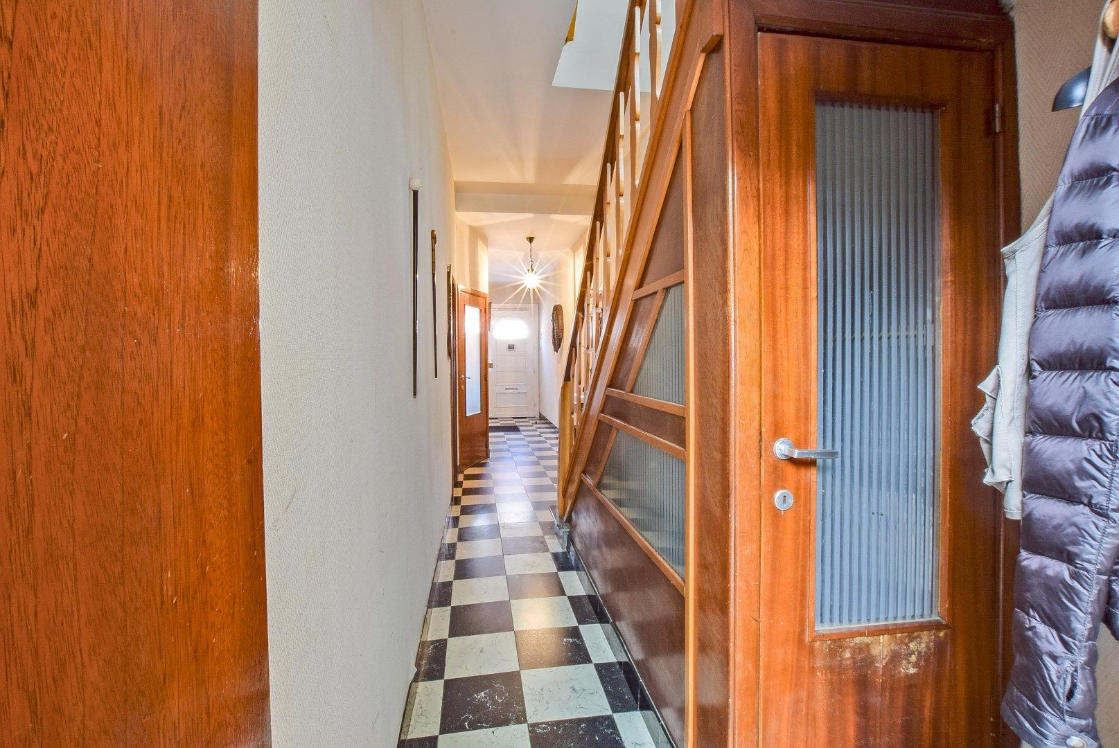 Karaktervolle woning met 4 slaapkamers en tuin in hartje Nieuwpoort op 170 m². foto 7