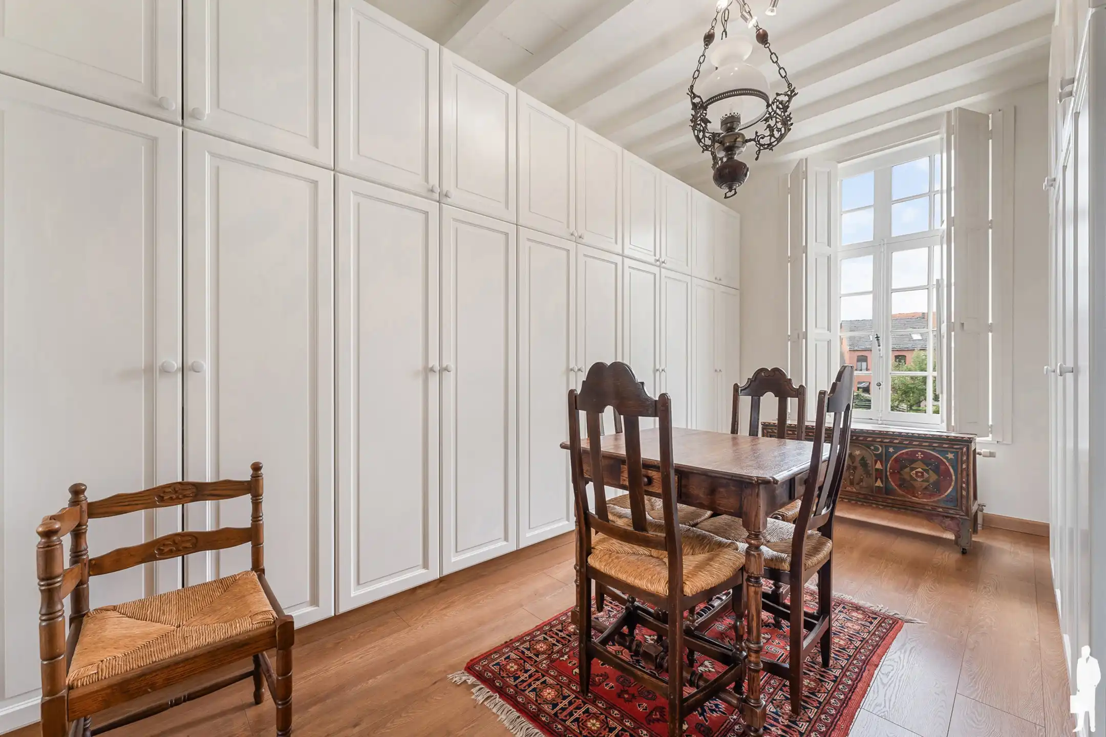 Historische herenhuis in het Begijnhof van Hoogstraten foto 30