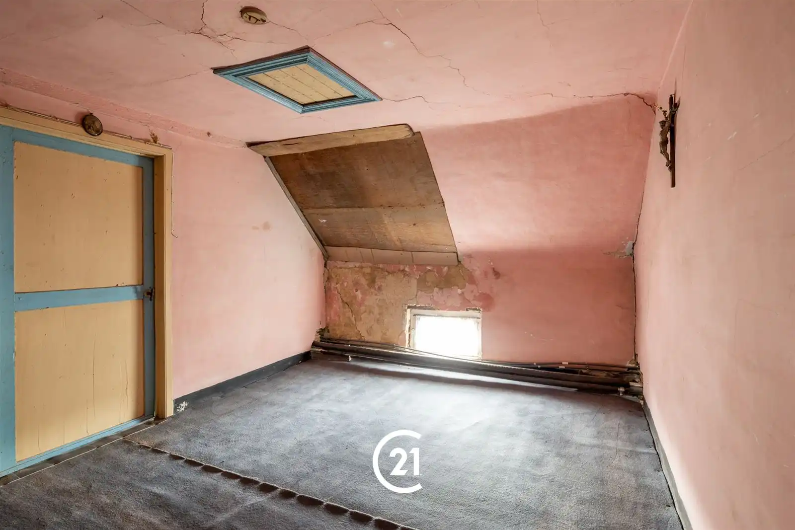 Te renoveren woning op een ruim perceel van 2.220 m² foto 14