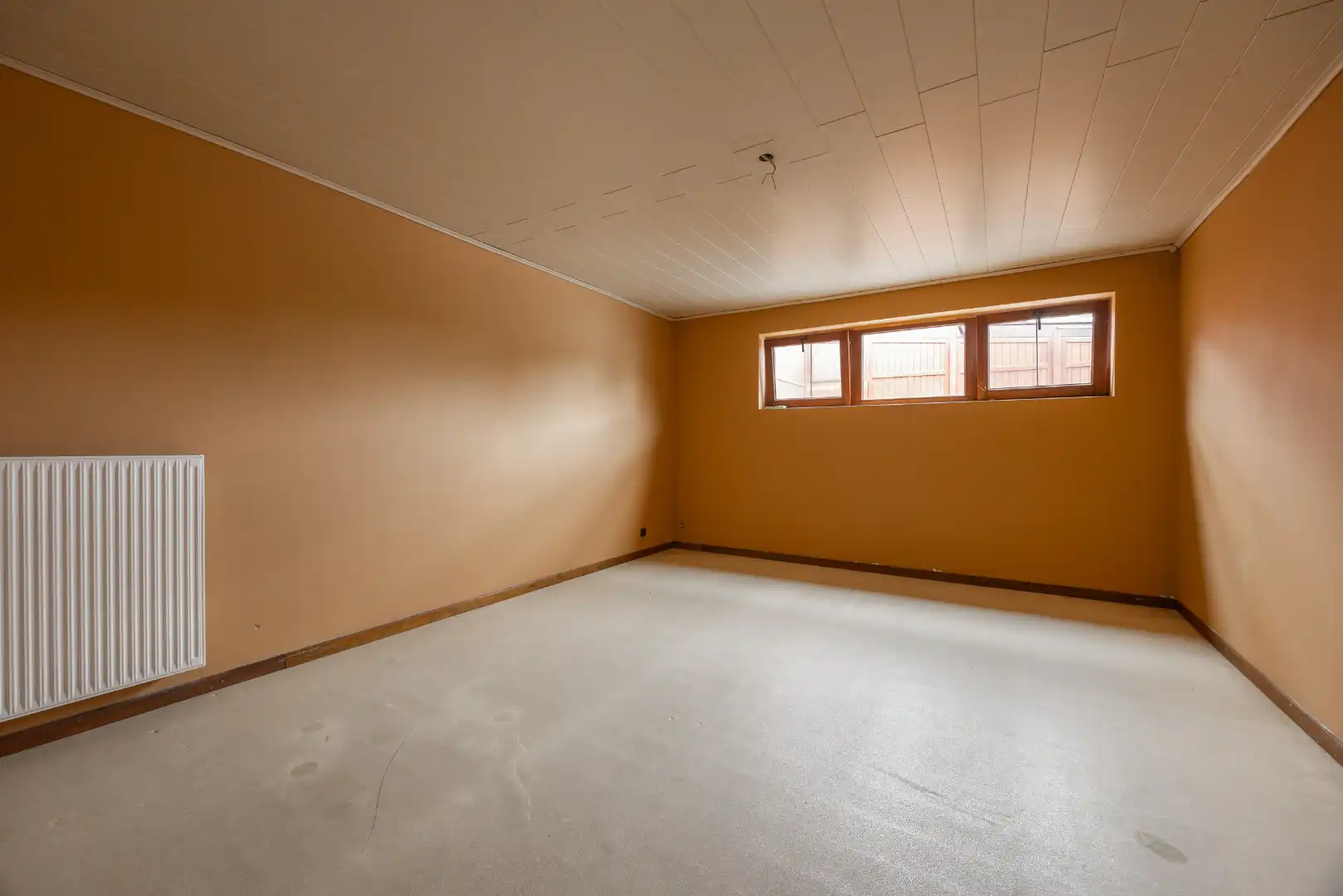 Ruim gelijkvloers appartement te koop! foto 6