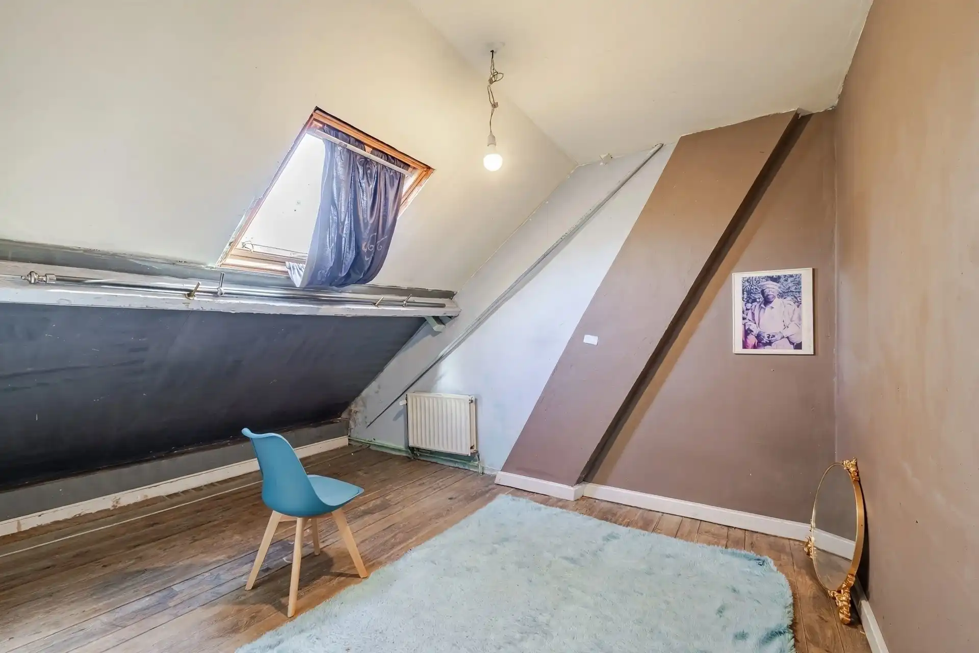 Charmante renovatiewoning met authentieke gevel foto 13